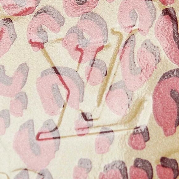 Louis Vuitton Limited Edition Blanc Corail Monogram Vernis Leopard Zippy Wallet - Picture 5 of 10